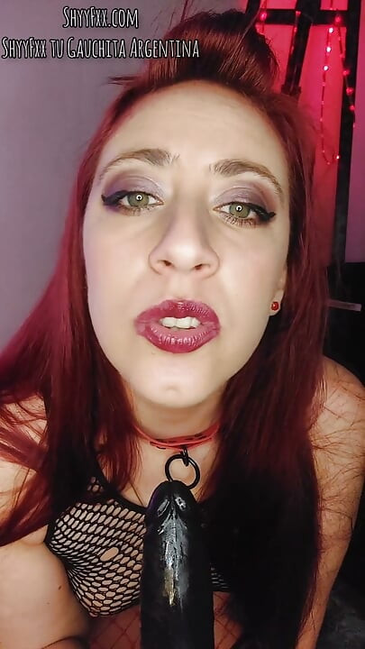 Gauchita Argentina ber en gift man för kuk! JOI POV