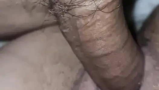 Sexy dicke 25-jährige MILf stripi wichsanleitung in nahaufnahme muschi-fick