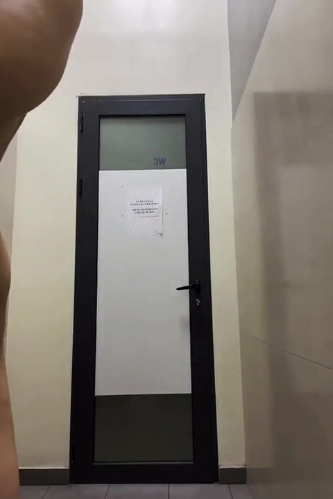 Stai pe fața ta, futai anal de aproape