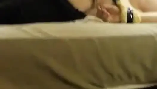Yeni domme ağır kaba sürtüğün götünü kırmızıya kadar dövüyor