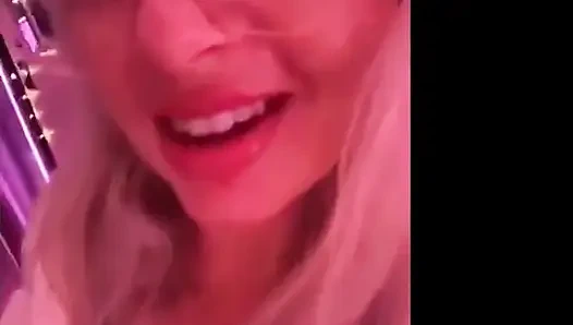 Benim için soyun üvey baba Rose