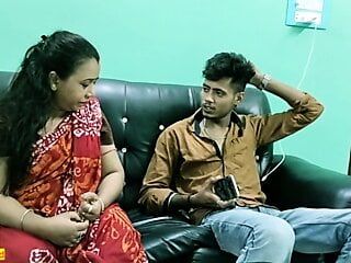 Indische bengalische Stiefmutter, erstaunlicher heißer Sex! Indischer Tabu-Sex