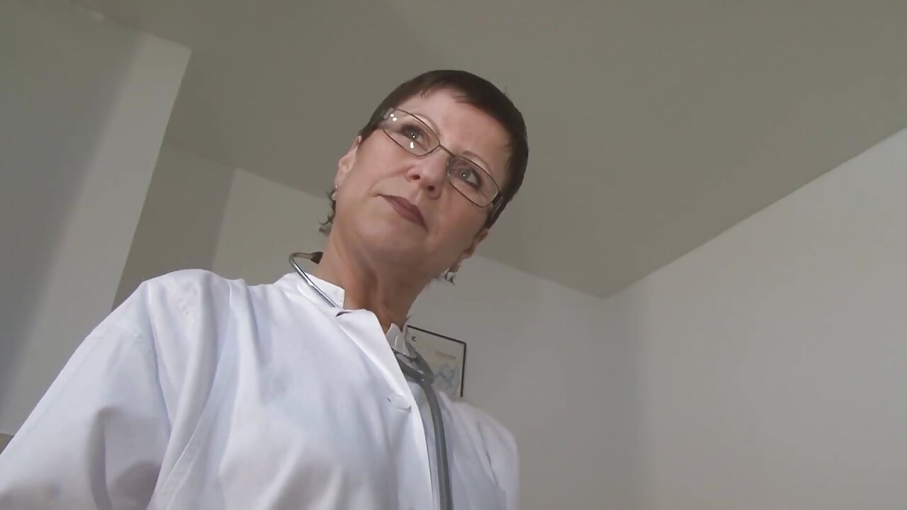 Irmgard the mature medical assistant