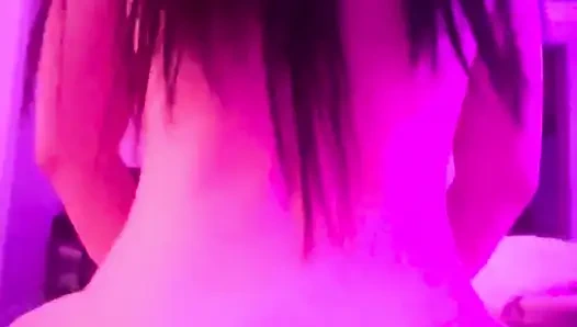 Çinli striptizci nefis Jimmy'nin gevşek amına boşalana kadar ters kovboy kız tarzına biniyor