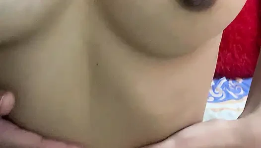 Riya sikimle sert seks yaparak cezalandırılıyor - Hintli genç üvey kız kardeş sert sikişiyor ve dölleniyor