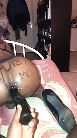 Travtchoin's creamy anal dilation with a nice toy