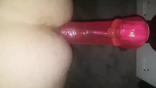 Bakire göt dildoyla sikiliyor