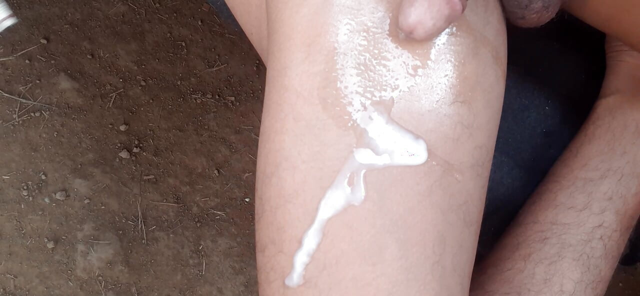 Corrida folla hombre negro gran polla masturbación con la mano