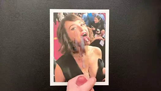 Milana Vayntrub'a övgü