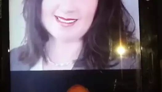 Üvey annenin yüzüne hasta boşalıyor