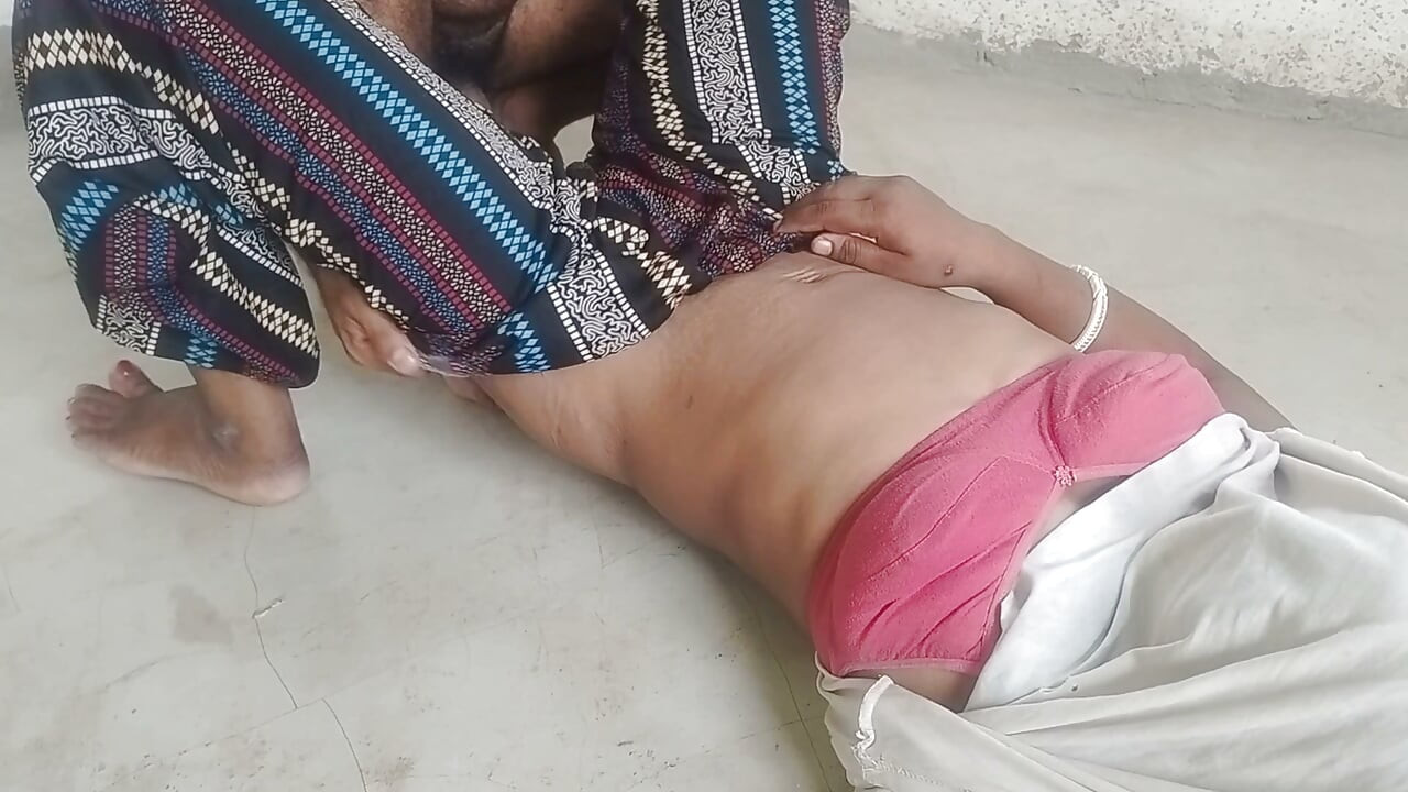 INDIAN GIRLFRIEND HARDCORE FUCK HIS BOYFRIEND WHEN THERE WAS NO ONE AT HOME