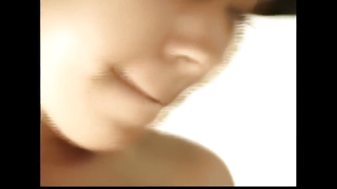 לשחק עם הארנב מרגש אותי