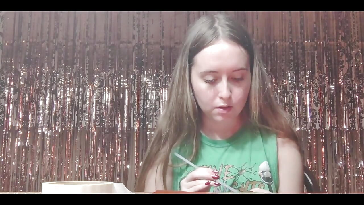 फुलाने वाले गुब्बारे द्वारा वेलेंटाइन डे के लिए तैयार हो रही है