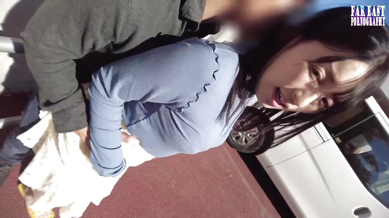 裙子侧挑逗, 在她沉入的那一刻, 光滑的放荡变成了瞬间的高潮 - 1