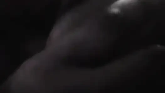 Asmr lagi asmr mainin toket besar pria kulit hitam!!