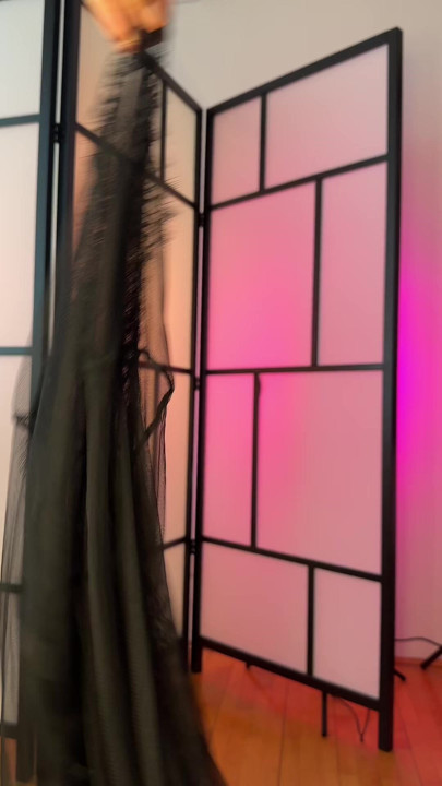 Clothes magic 😈