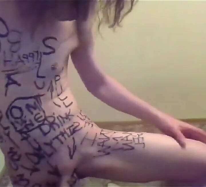 Cobrindo corpo com letras