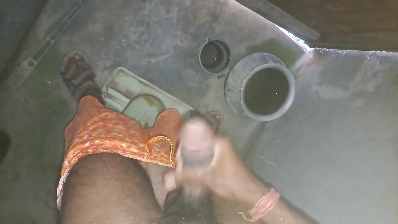 Young Desiboy Masterbation in Bathroom Solo