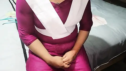 StepCousin erkek arkadaşıyla film izlerken yakalandı ve sikildi bölüm 01