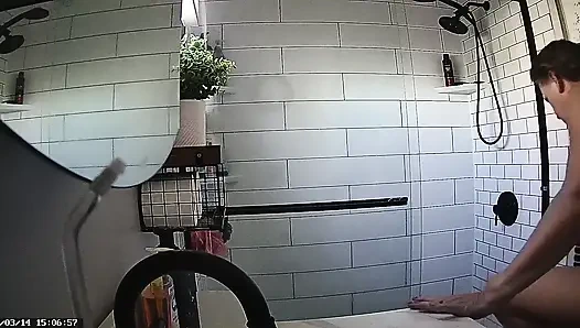 Миссис Джоан Таннер настоящая публичная школьная учительница, захваченная в душе 03-14-2026