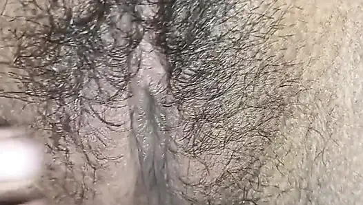 Memek desi pooja si kakak ipar india dipijat dengan sensual