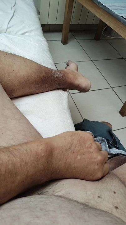 Daddy masturbates and cums