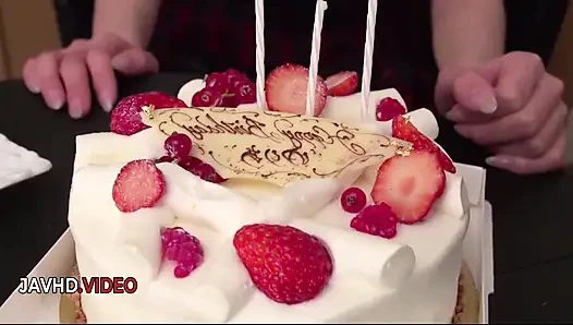 Yuria Mano'nun yasak okul seks macerası - oyuncaklarla sert aksiyon!