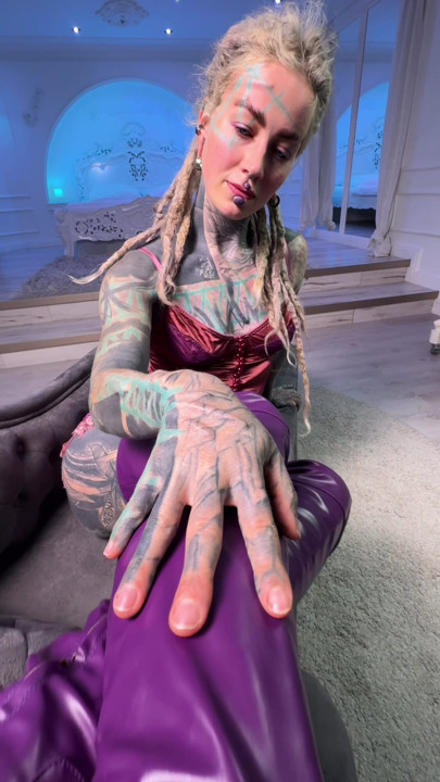 Do you want to see more ? Follow me now and enjoy yourself.