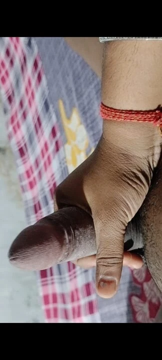 Моя сводная сестра увидела, как я🍆 ударяю, а затем прокатился на землю.