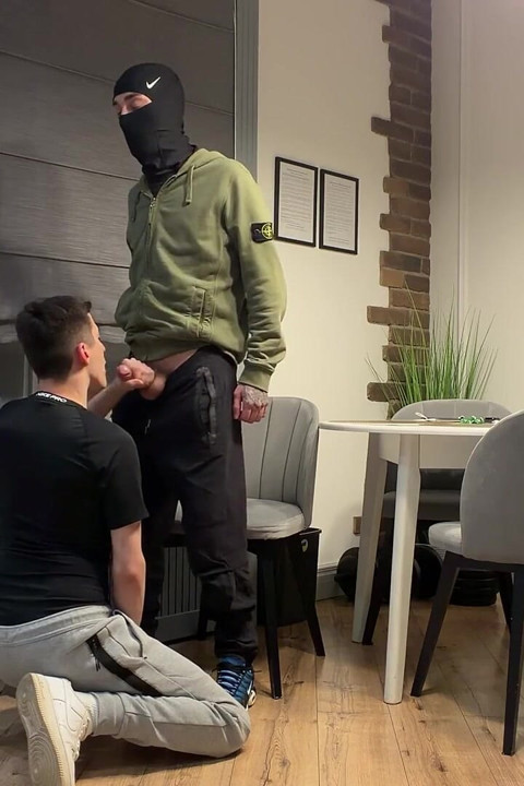 Quente sexo gay com tênis e meias sujas