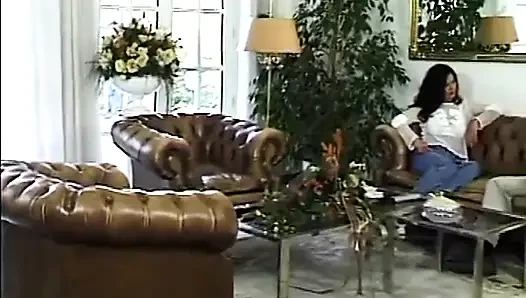 Angelica Bella in FOTOMODELLE ANALI scene 05