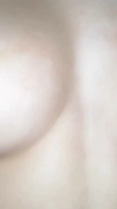 CHICA VIRGEN TENIENDO ORGASMO - KATPEACH | Clip 1