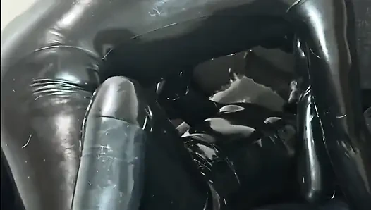 Voller latex-sex - alex latex
