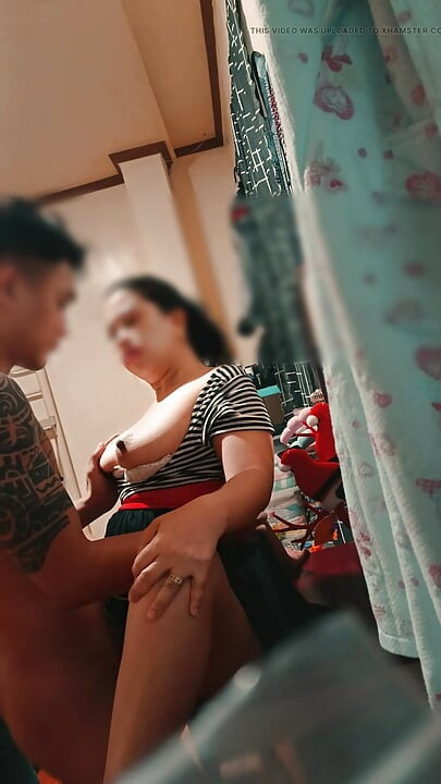 Urgent - istri kepergok selingkuh sama bosnya