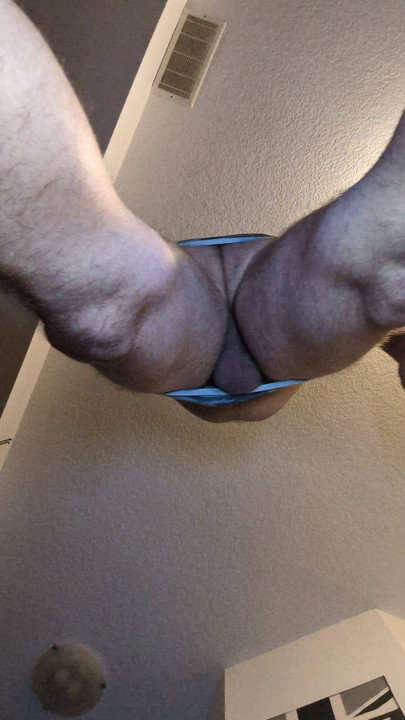 Random homemade skirt play.. Enjoy the view!