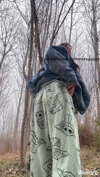 Fetele latino fierbinți se răcesc niciodată afară