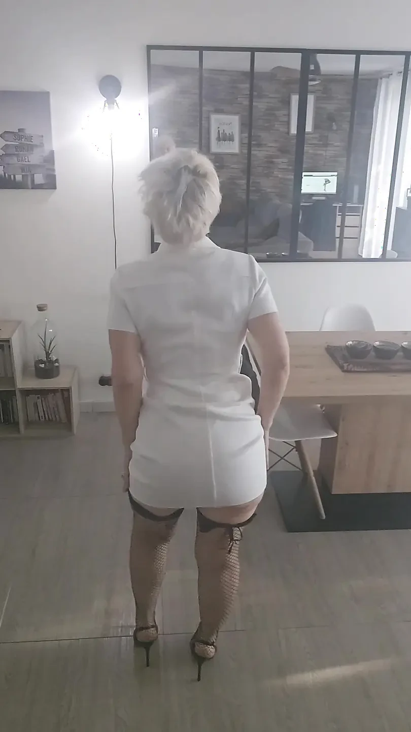 Zusammenstellung Einer Sexy Reifen Frau, Die Sex Ohne Hemmungen Liebt