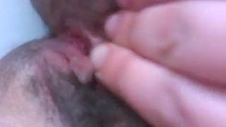 Drasan fingert in der Muschi 06-03-16