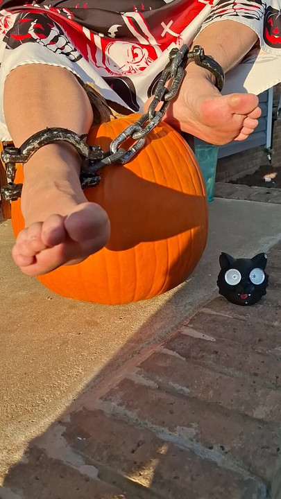 Barefoot on the pumpkin