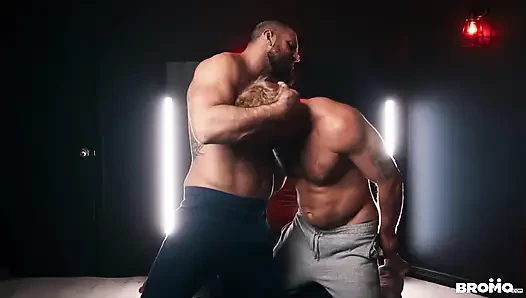 Men- Mateo Tomas Gets Dicked Down by Chuck Conrad - Chuck Conrad, Mateo ...