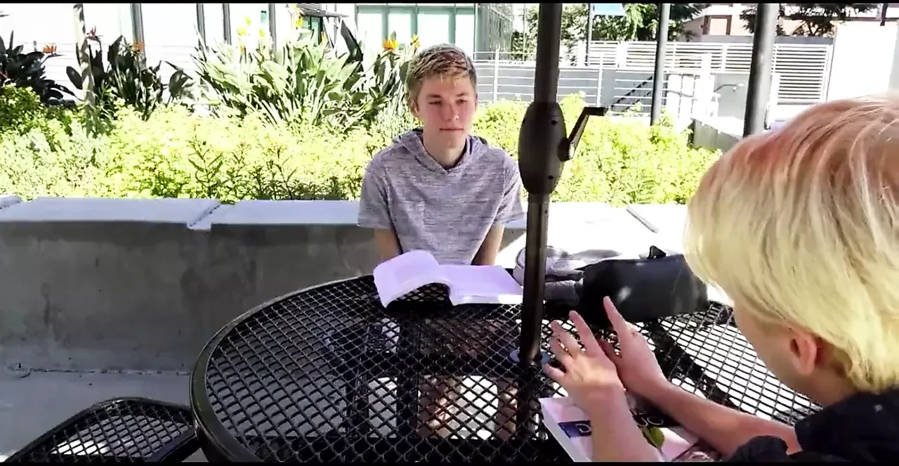 Chicos rubios mejores hijos de puta