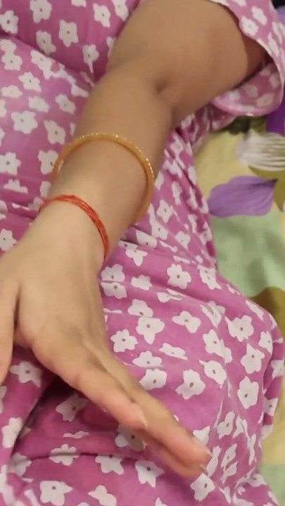Dalo Na Plz (Pakistani Desi Bhabi) Load Moaning | Clip 1