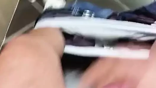 mee