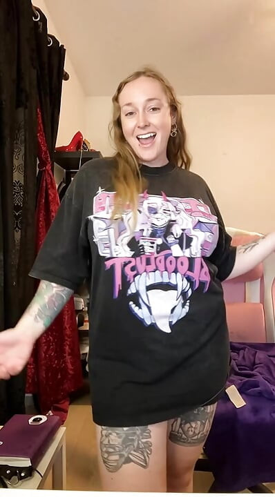 kissica video