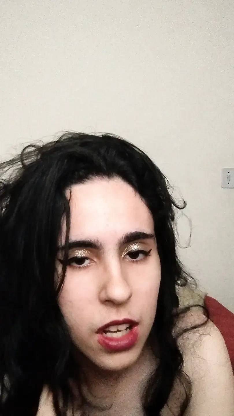 狂在派对时间打西里卡