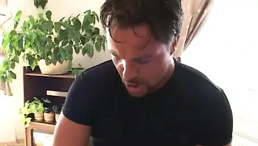 Рыжую красотку вспахали в обе ее дырки