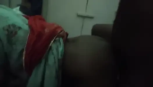 Kayınbiraderi ve baldız arasında romantik seks