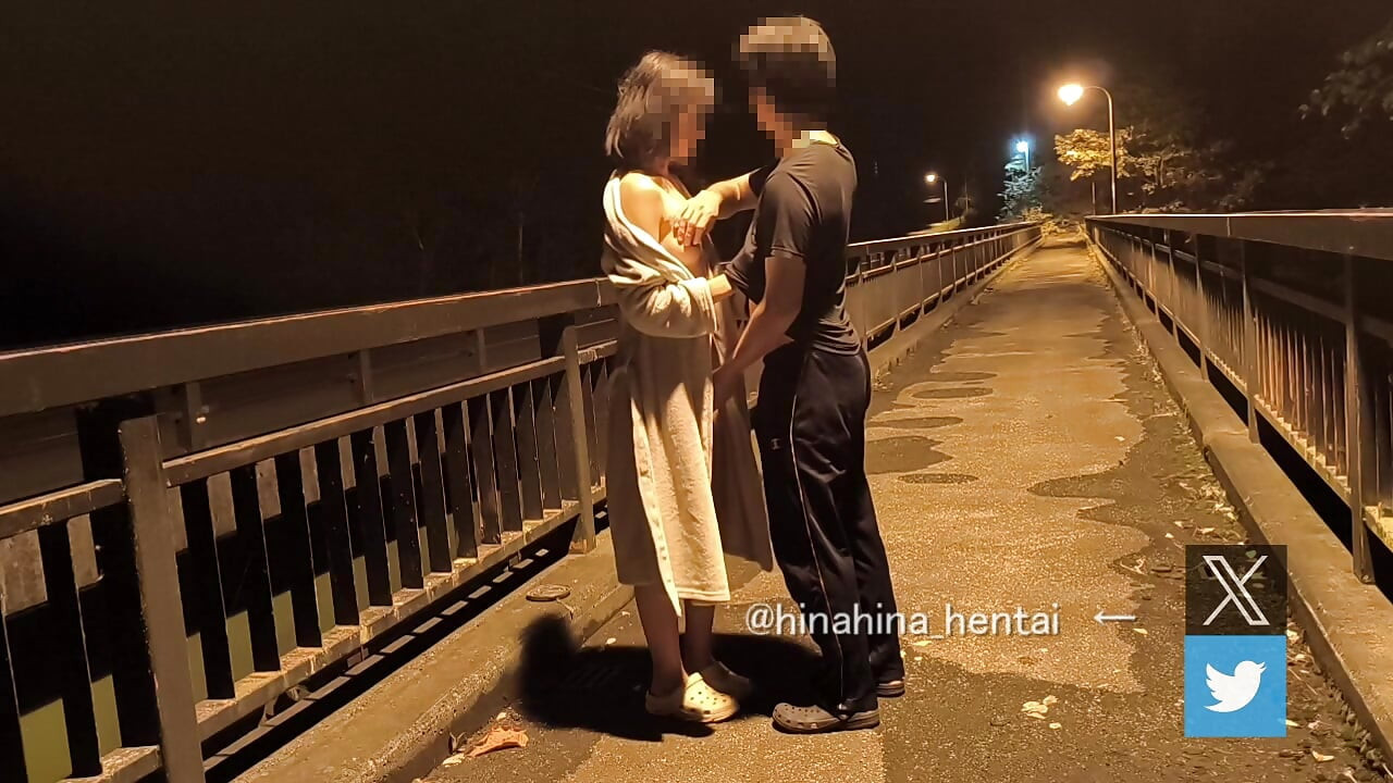 [Outdoor exposure] Exposed next to a car passing by! Embarrassing 💦 Japan/Japanese/Outdoor/Shaved/Loli/Kinky /hentai/asia/shaved