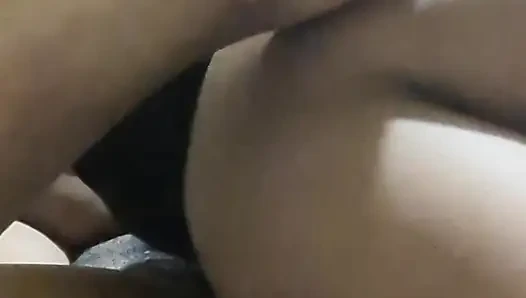 Aku bikin dia jilat memekku sebelum aku ngentot kontolnya habis-habisan