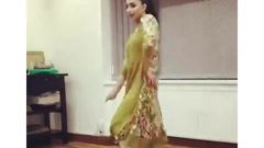 Wielka Brytania pakistańska dziewczyna uni tańczy nago tradycyjne nie nago